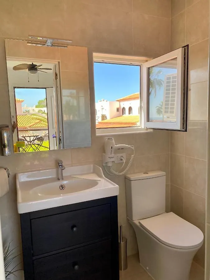 Juangy'S Apartments In Las Adelfas Golf Del Sur San Miguel de Abona 0*,