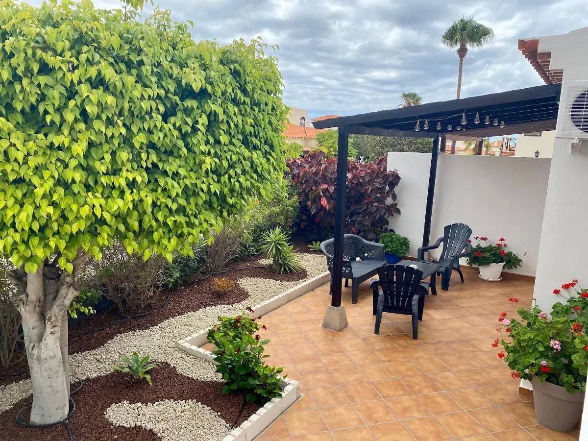 Juangy'S Apartments In Las Adelfas Golf Del Sur San Miguel de Abona 0*,  Espagne